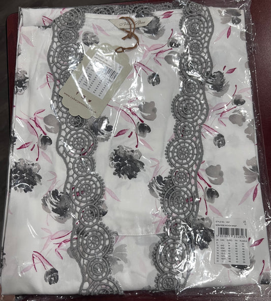 Nora Rose Woven Long Robe Lace trim