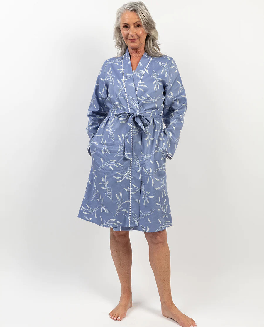 Nora Rose Delilah Wheat Print Short Robe