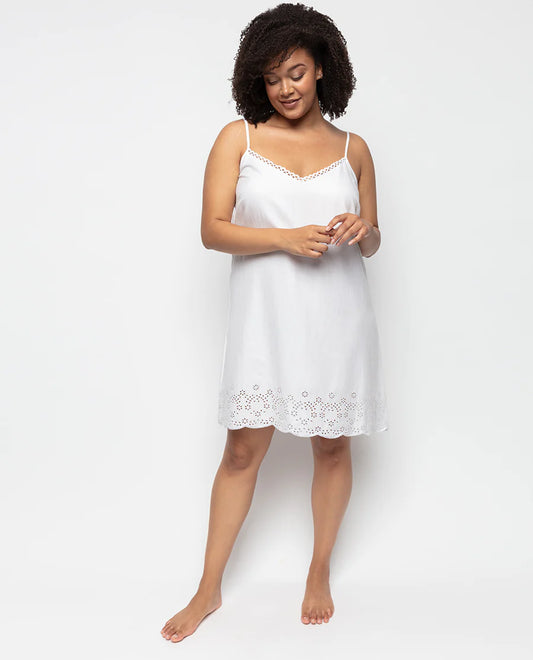 White Aoe Eyelet Trim Nightie 3335